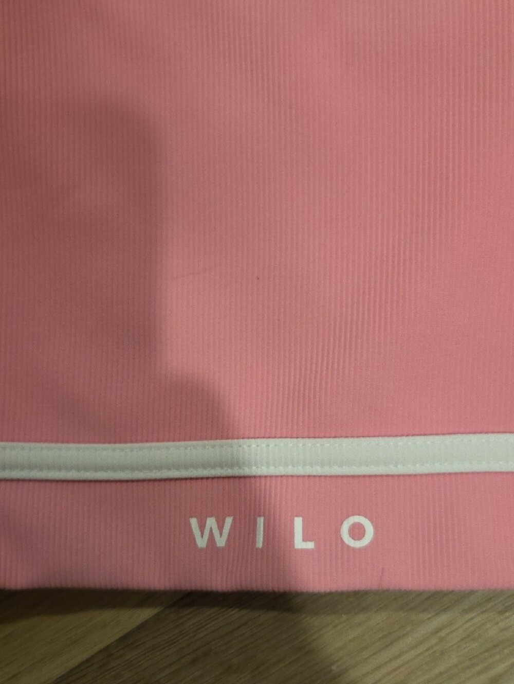 WILO Pink Contrast-Trim High-Neck Sports Bra - Picture 3 of 4